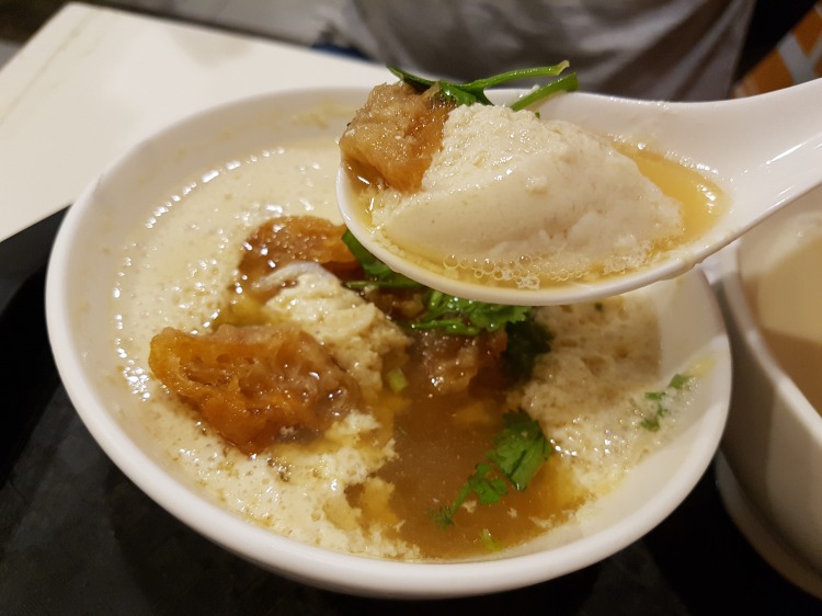 阜杭豆漿の人気メニュー<br />「鹹豆漿(シエンドウジャン)」 阜杭豆漿の人気メニュー<br />「鹹豆漿(シエンドウジャン)」